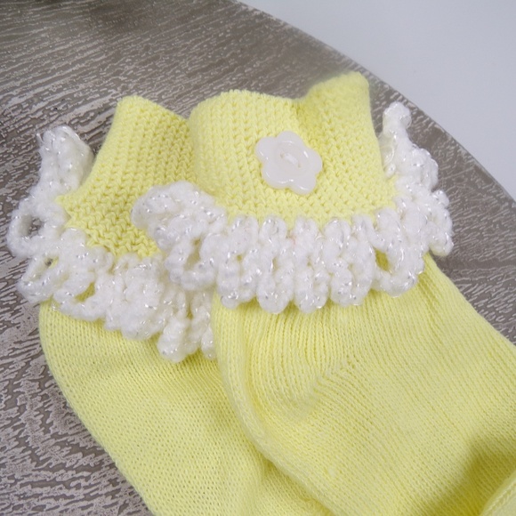 Set of 2 - Handmade Crochet Baby Girl Socks Yellow - Picture 3 of 5